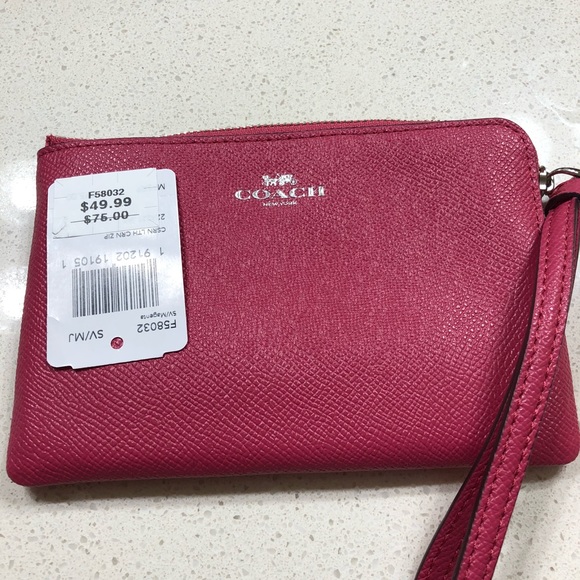 Coach Handbags - Pink coach Wristlet